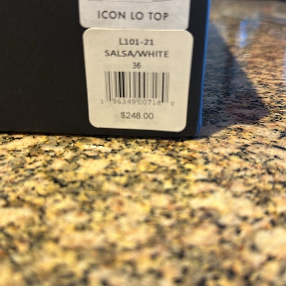 NWT Lita by Ciara sneaker. Italian leather and suede. - Picture 11 of 11